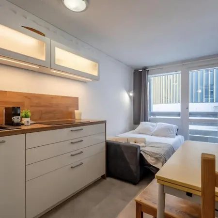 In-out - Heart Of Superb Apartment, Wifi فال تورُن